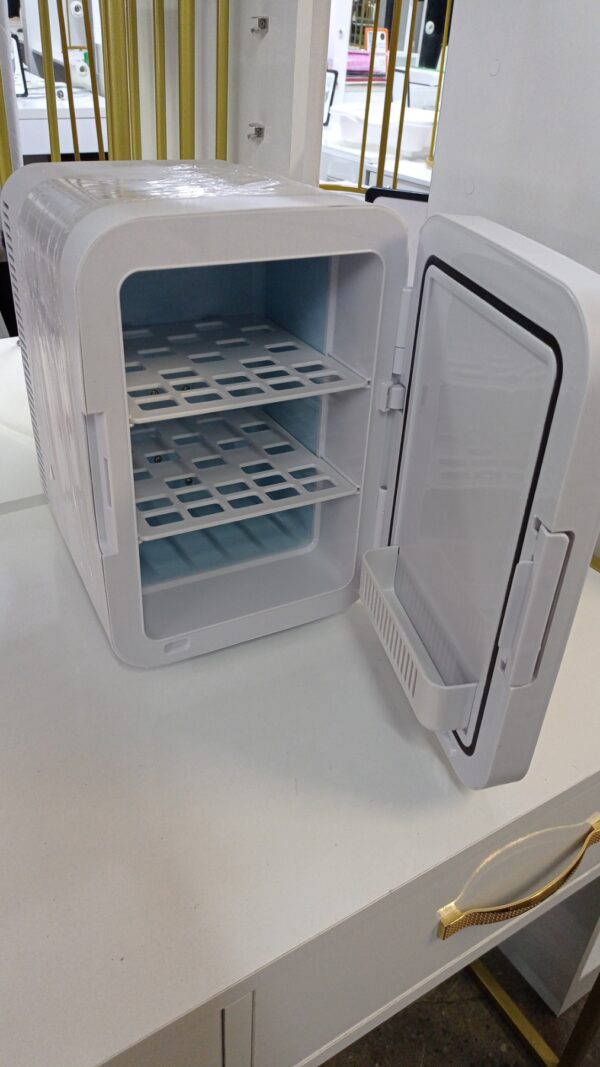 Mini Fridge - Image 9