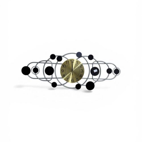 დეკორატიული კედლის საათი მეტალის ჩარჩოთი თეთრ ფონზე